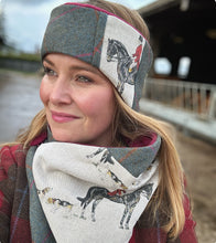 Load image into Gallery viewer, Hunter Green Hunt Master Neck Warmer Scarf
