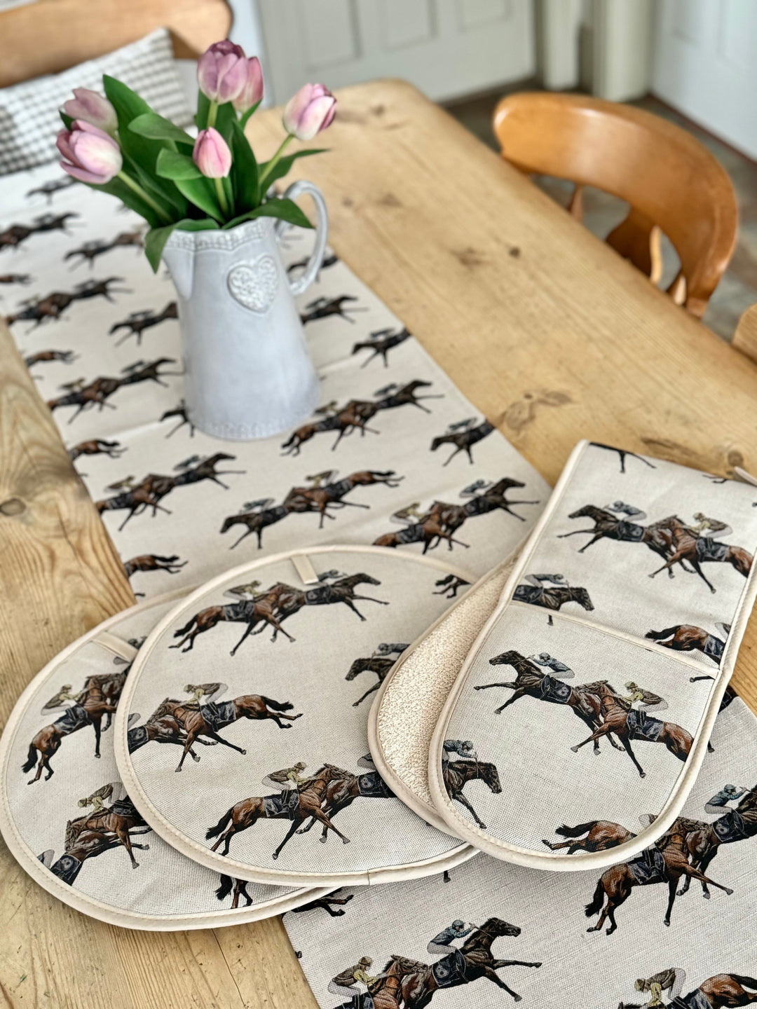 Horse Racing Oven Gloves