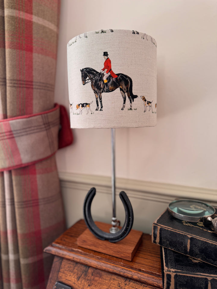 Horseshoe Hunt Master Table Lamp