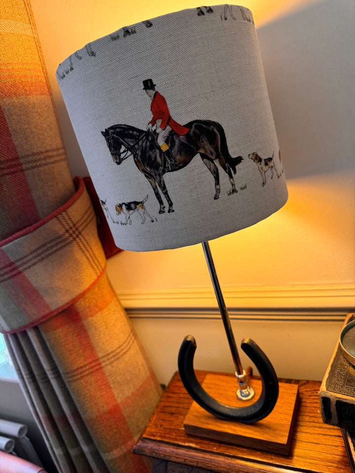 Horseshoe Hunt Master Table Lamp