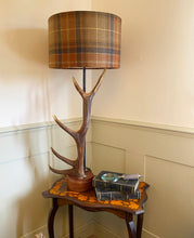 Load image into Gallery viewer, Large Antler Table Lamp