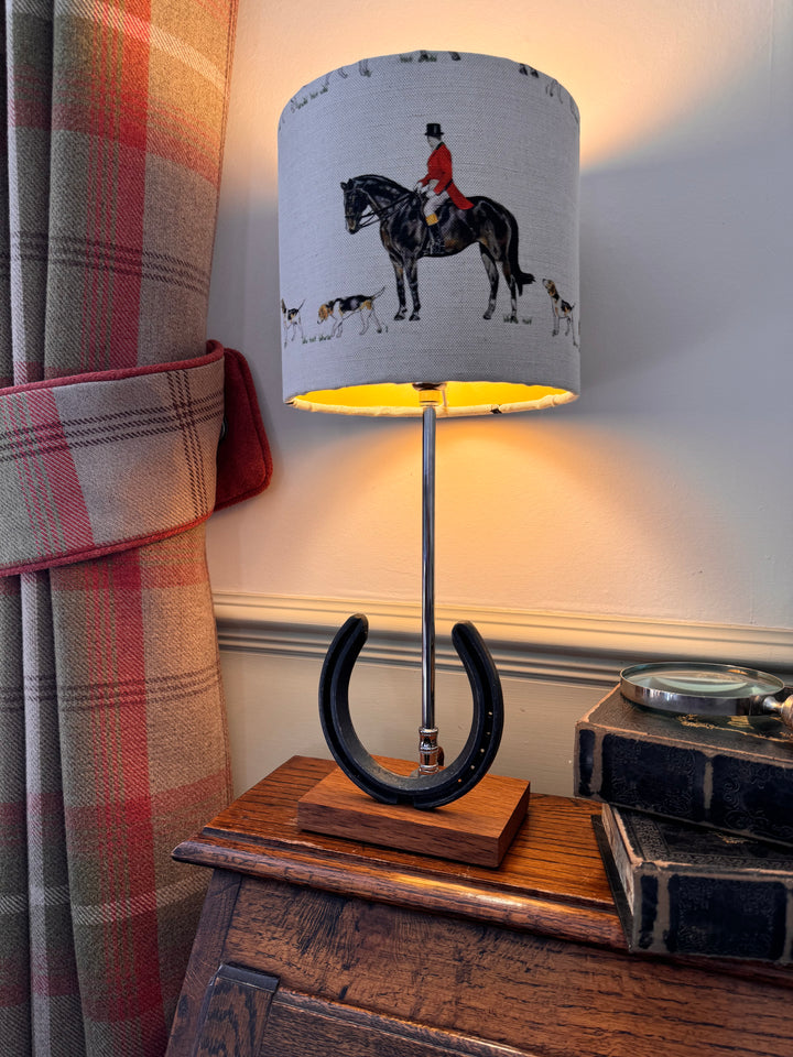 Horseshoe Hunt Master Table Lamp