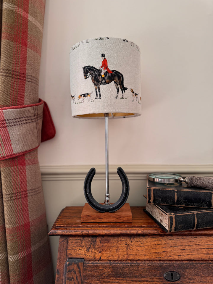 Horseshoe Hunt Master Table Lamp