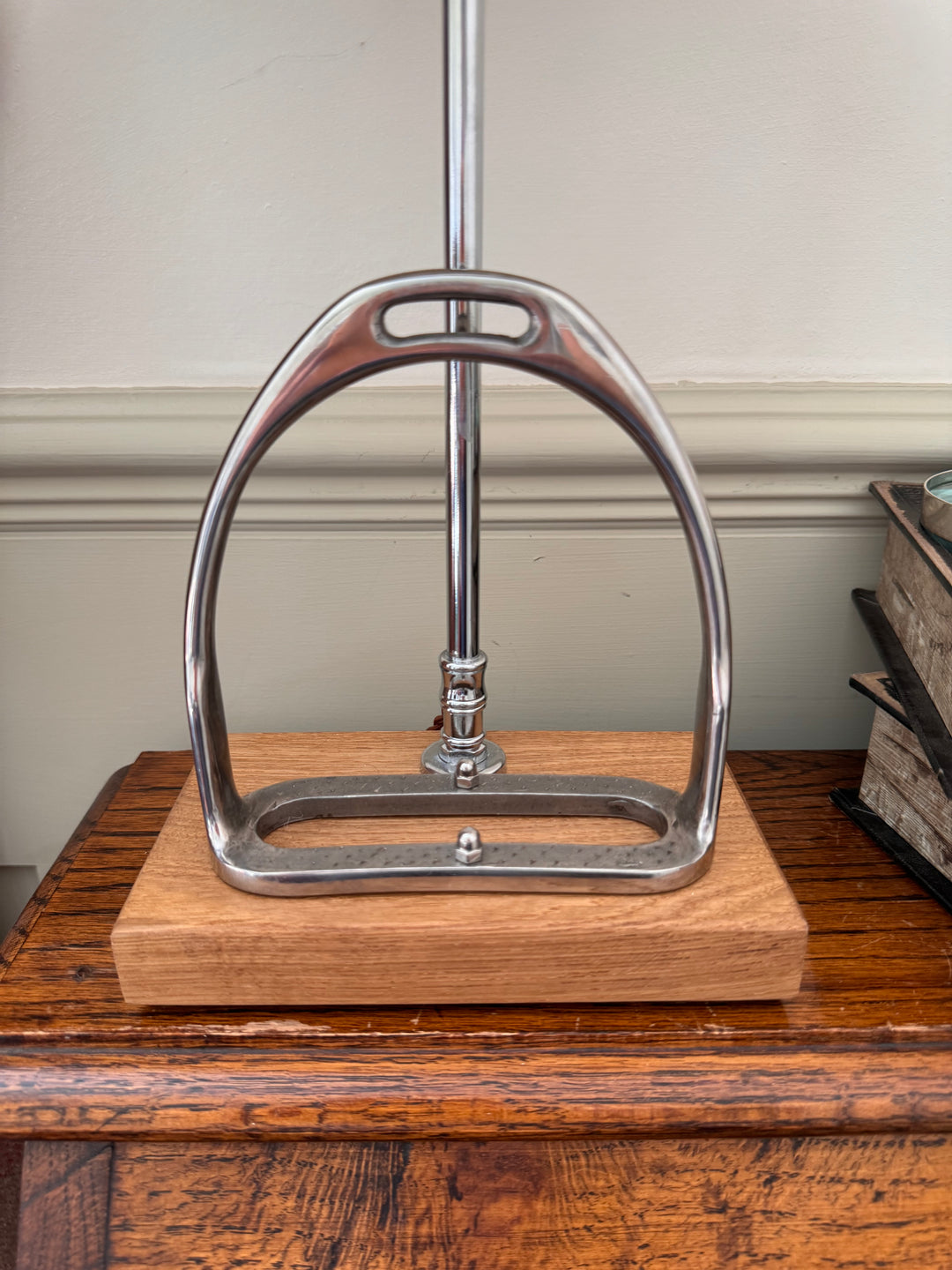 Horse Stirrup Hunt Master Table Lamp