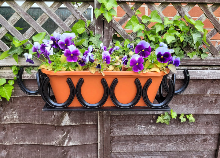 Horseshoe Garden Planter