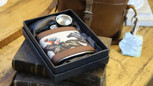 Load image into Gallery viewer, Horse Racing Hip Flask