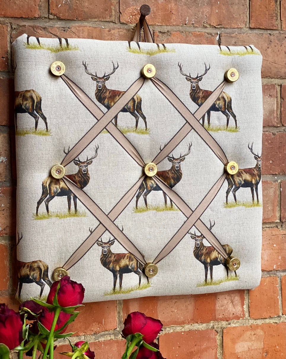 Stag Memo Board