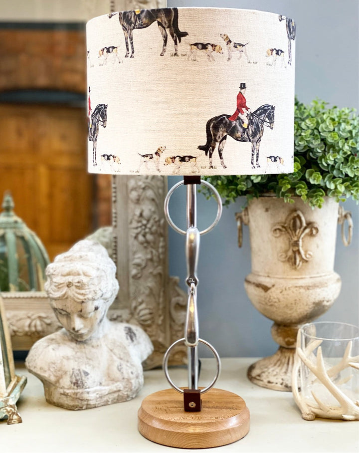 Hunt Master Snaffle Table Lamp.