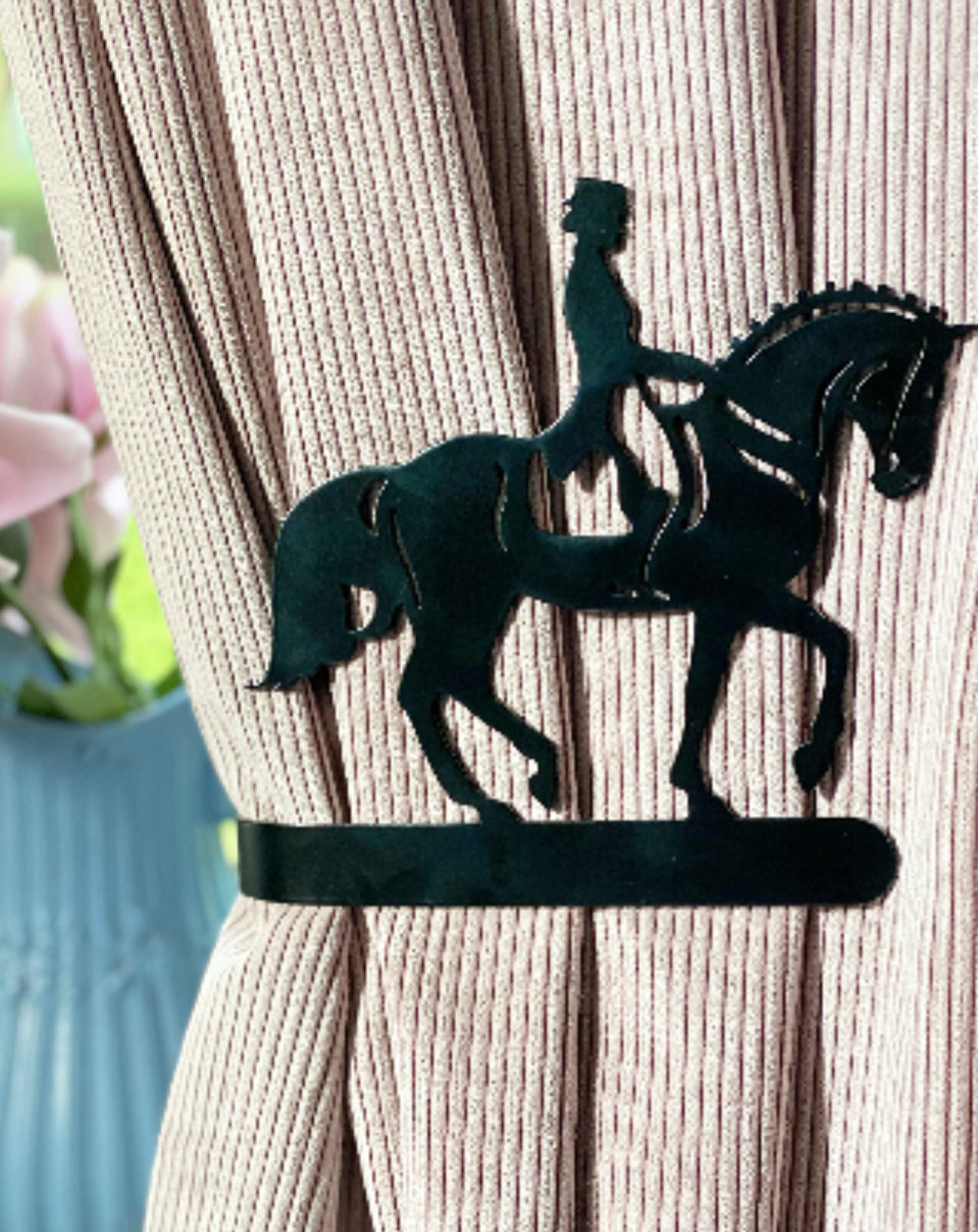 Dressage Curtain Holdback