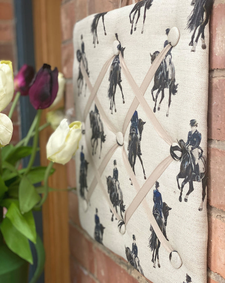 Dressage Memo Board