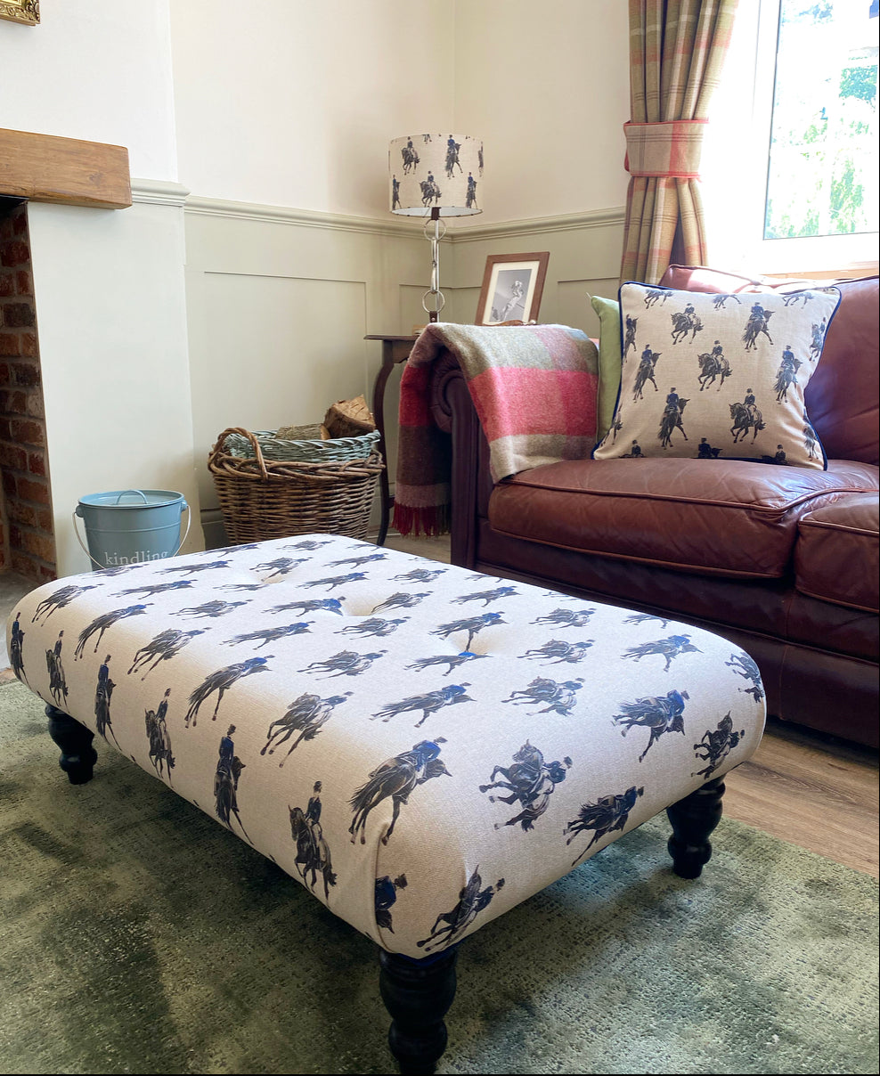 Dressage Footstool