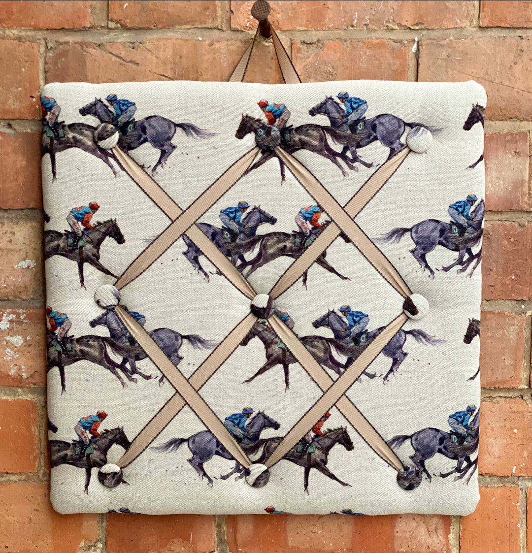 Horse Racing Memo Board